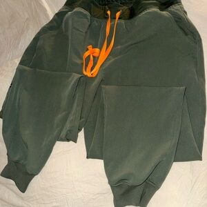 Figs Jogger green scrub pants